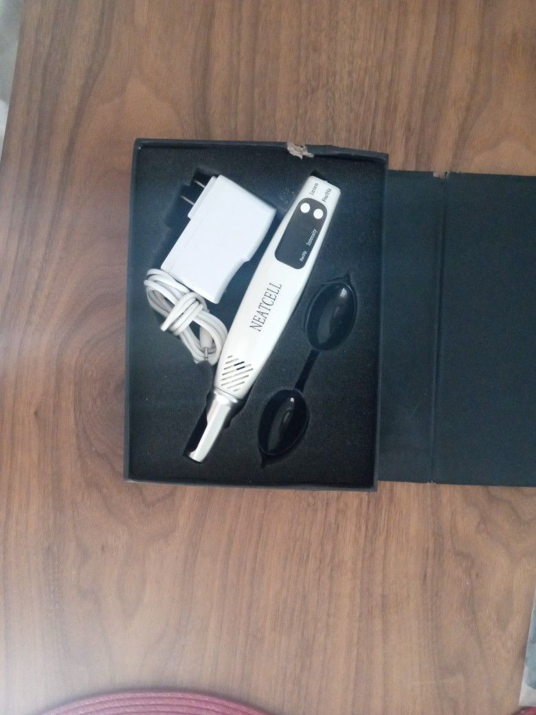 Neatcell Professional Picosecond Laser Pen - Scar, Spot, & Tattoo Remover