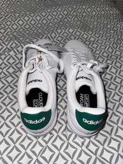 Adidas advantage 2.0 size 9.5 men