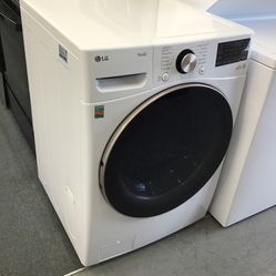 New Scratch And Dent LG Front Load Washer. 1 Year Warranty 