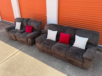 Set 2 pieces reclining in excellent condition