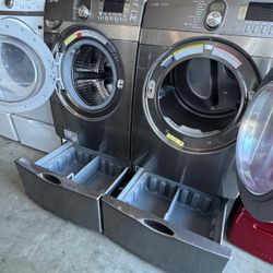 Graphite Steel Front Load Samsung Washer And Dryer With Pedestals