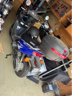 Yamaha moped