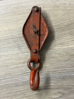 Vintage metal Inch single Pulley With Hook