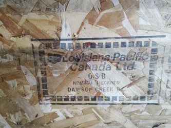 OSB (4×8 )7 sheets few half sheets.