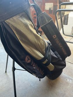 golf clubs Vintage bag with golf clubs