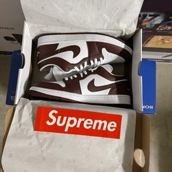 Jordan 1 Low Brown