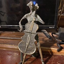 Vintage brass Lady With violin
