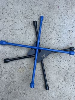 New Lug Nuts Wrenches (19each or 2for30)