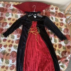 Girls Vampire Queen/Vampiress Costume 