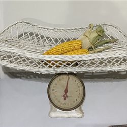 Vintage Working Nursery Baby Scale w/Wicker Basket 