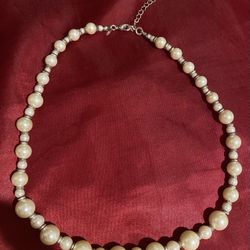 Faux Pearl and Silvertone Necklace