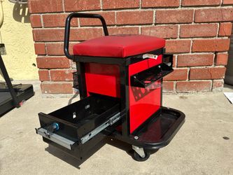 Brand! Mac tools creaper  seat