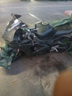 2010 Yamaha r6 motorcycle