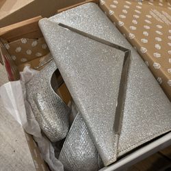 Woman’s Size 8 High Heels 