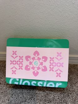 Glossier The Cross Country Kit, NWT