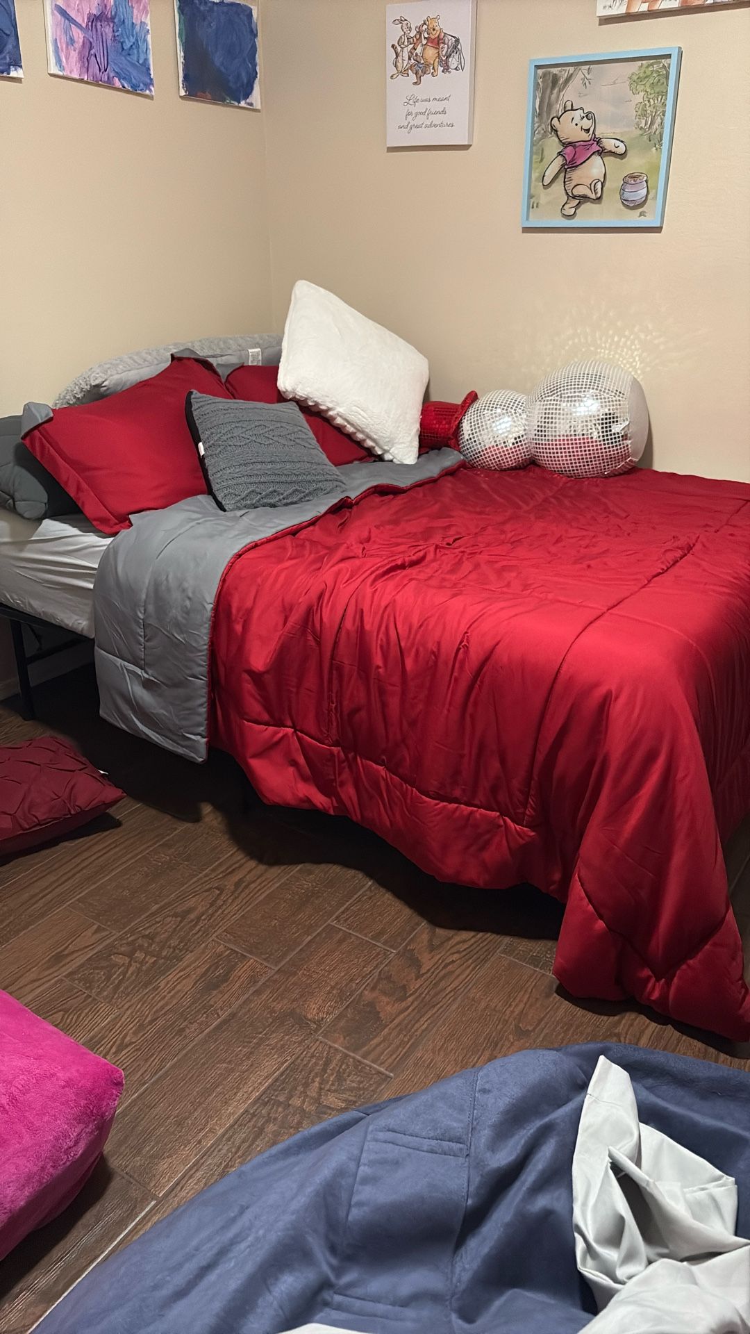 Full Size Memory Foam Bed & Frame