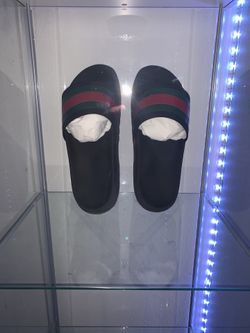 Gucci slides