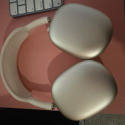 Apple AirPods Max 2024