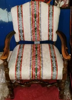 Antique arm chair
