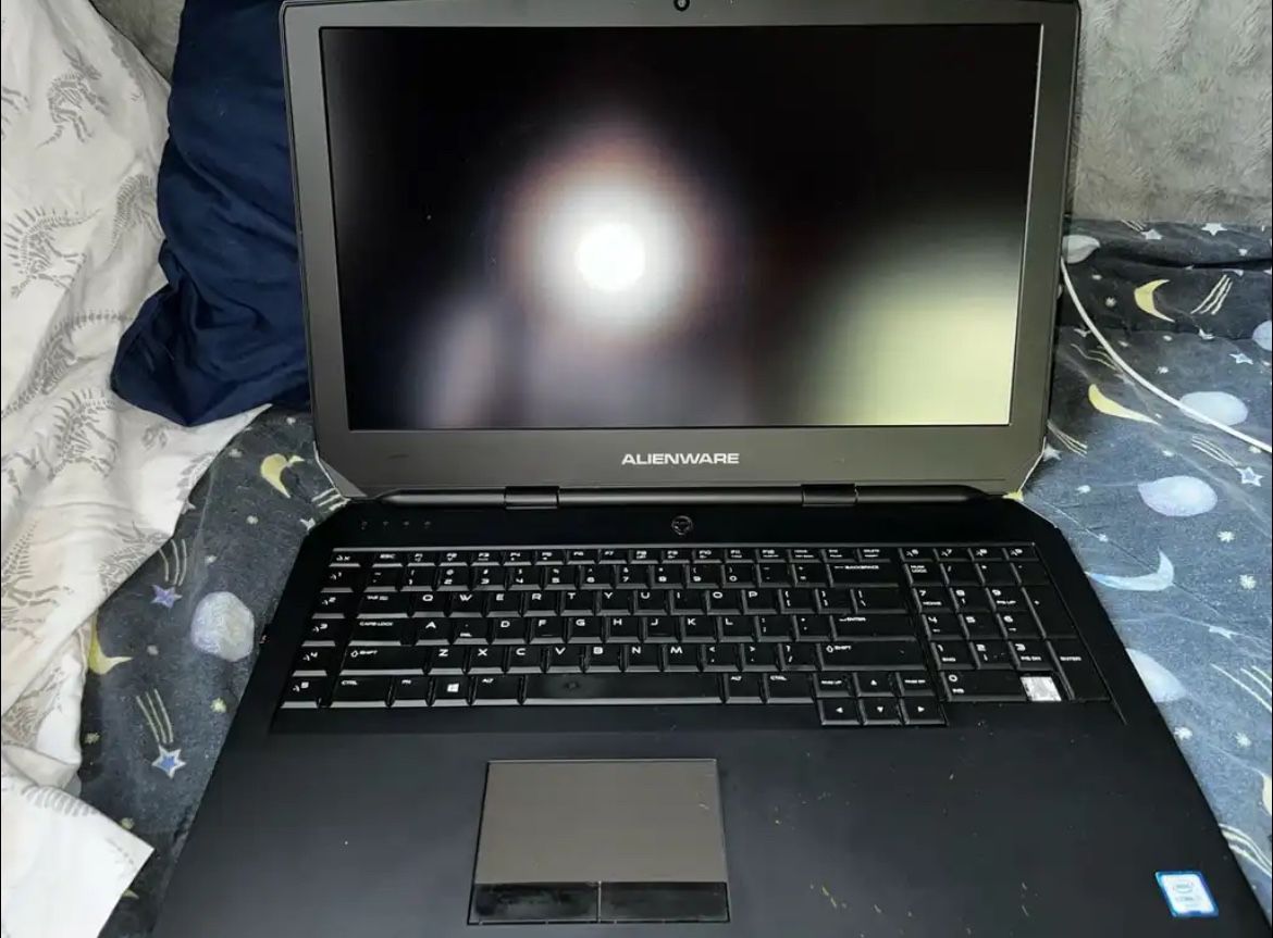 Alienware 17 R3 Laptop