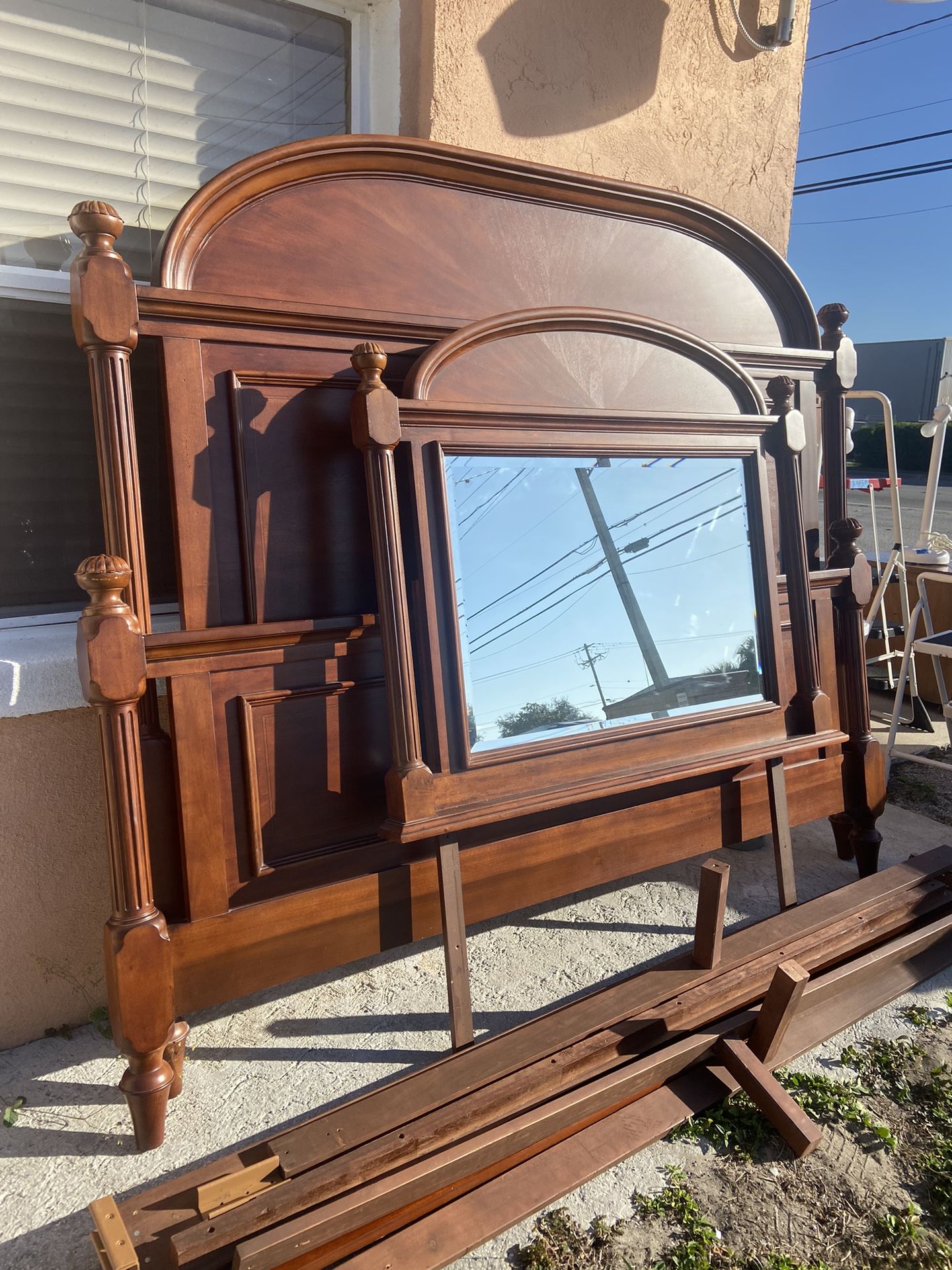 King Size Bed Mattress Box Handbor Dresses Night Stand Mirror All. Set $695