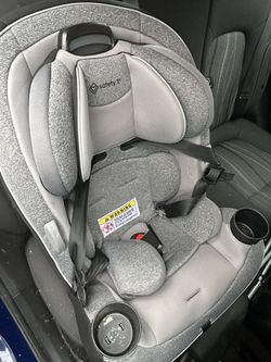 Almost New Car Seat Safety First