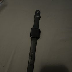 Apple Watch SE (GPS + Cellular) 2nd Gen