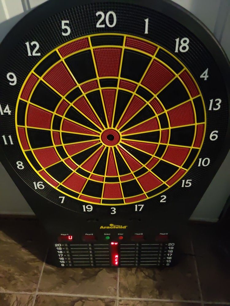Arachnid Electronic Dart Board