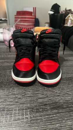 Jordan 1 Satin