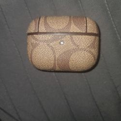 Gucci  Apple AirPods Pro Good  Condition
