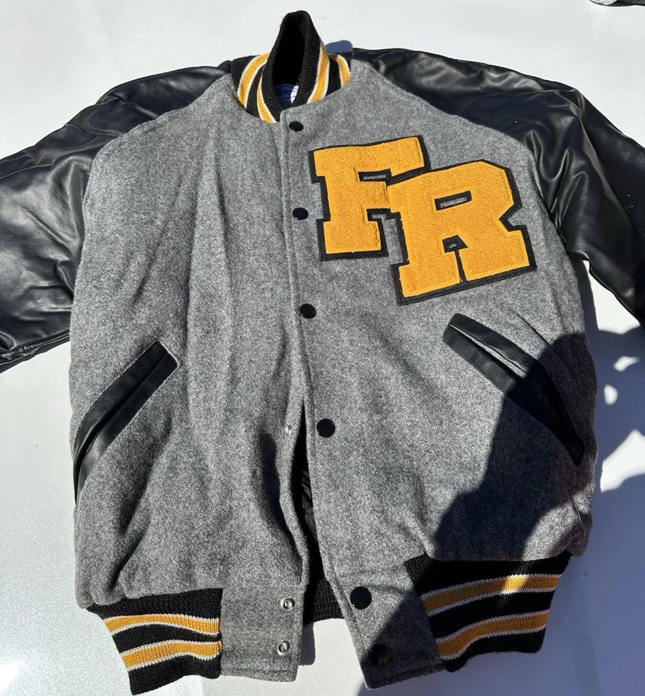 Men’s Jacket Small 