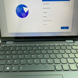 Lenovo Laptop Yoga 6 series, 8gb ram, A 500 Gb Memory, With 30 Day Warranty