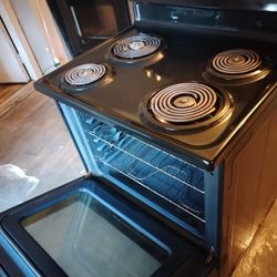 Stove Eléctric Nice Condition Everything 