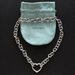 EXCELLENT CONDITION Tiffany & Co. 925 Sterling Silver Chain Link Necklace w/ Open Hinge Heart (16")