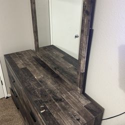 Drawer With Mirror