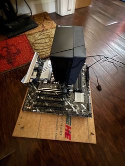 GAMING PC PARTS Asus MOTHERBOARD Asus Ultra 7-265KF READ DESCRIPTION!!👀 PICK UP ONLY NO TRADE 👉FIRM ON PRICE👈ONLY CASH 💵💲275 FOR BOTH