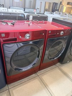 Kenmore front load washer and gas dryer set