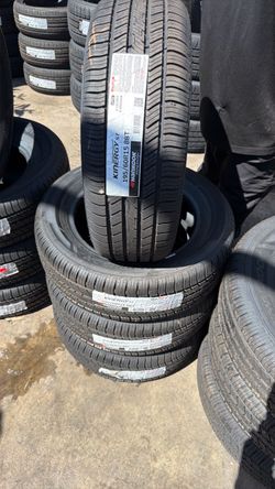 Hankook Kinergy ST 195/60R15 88T Tires