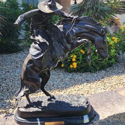 Vigil and Bronco Buster Horse Replicas by Frederic Remington. These make a fabulous gift that will be a treasured keepsake for many years.

