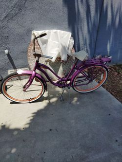 Used 1993 De- Mar Schwinn beach cruiser, only, $ 40.00 Dollar's