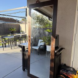 2 Sliding Door With Mirror