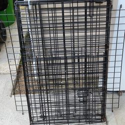 Small dog crate.. Thirty pounds and under...