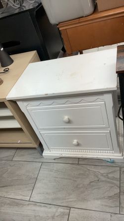 Cabinet/nightstand