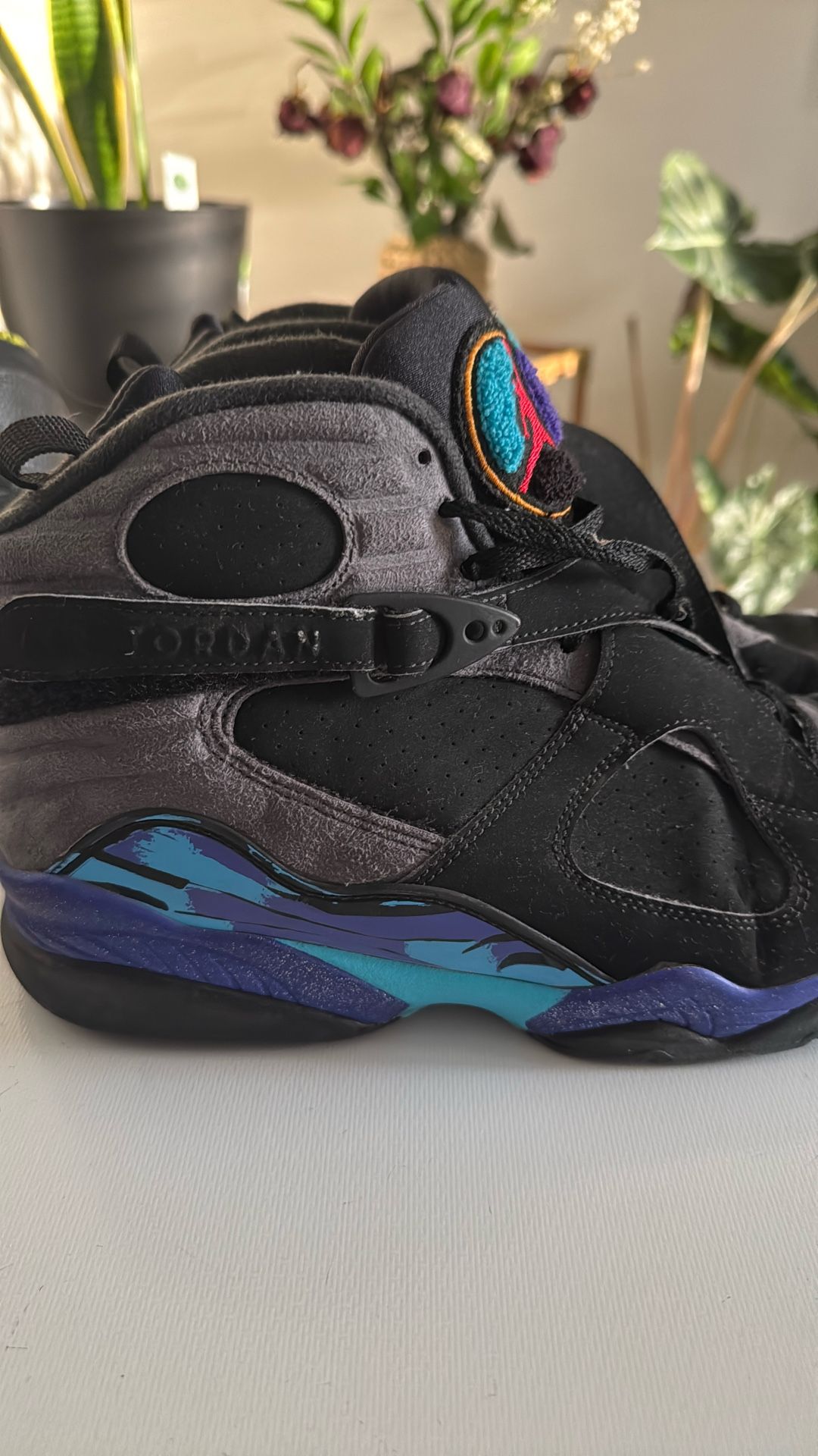 Jordan 8 Retro Aqua 