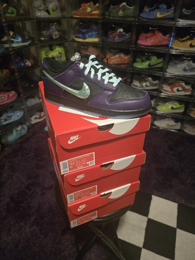 Nike Dunk "The Wizard" - Sizes 10 & 10.5