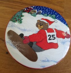 Mikasa Santa's Putt Covered Trinket Box