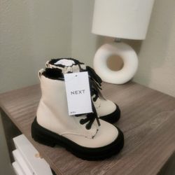 NEXT Girls Boots Toddler 5/1.2