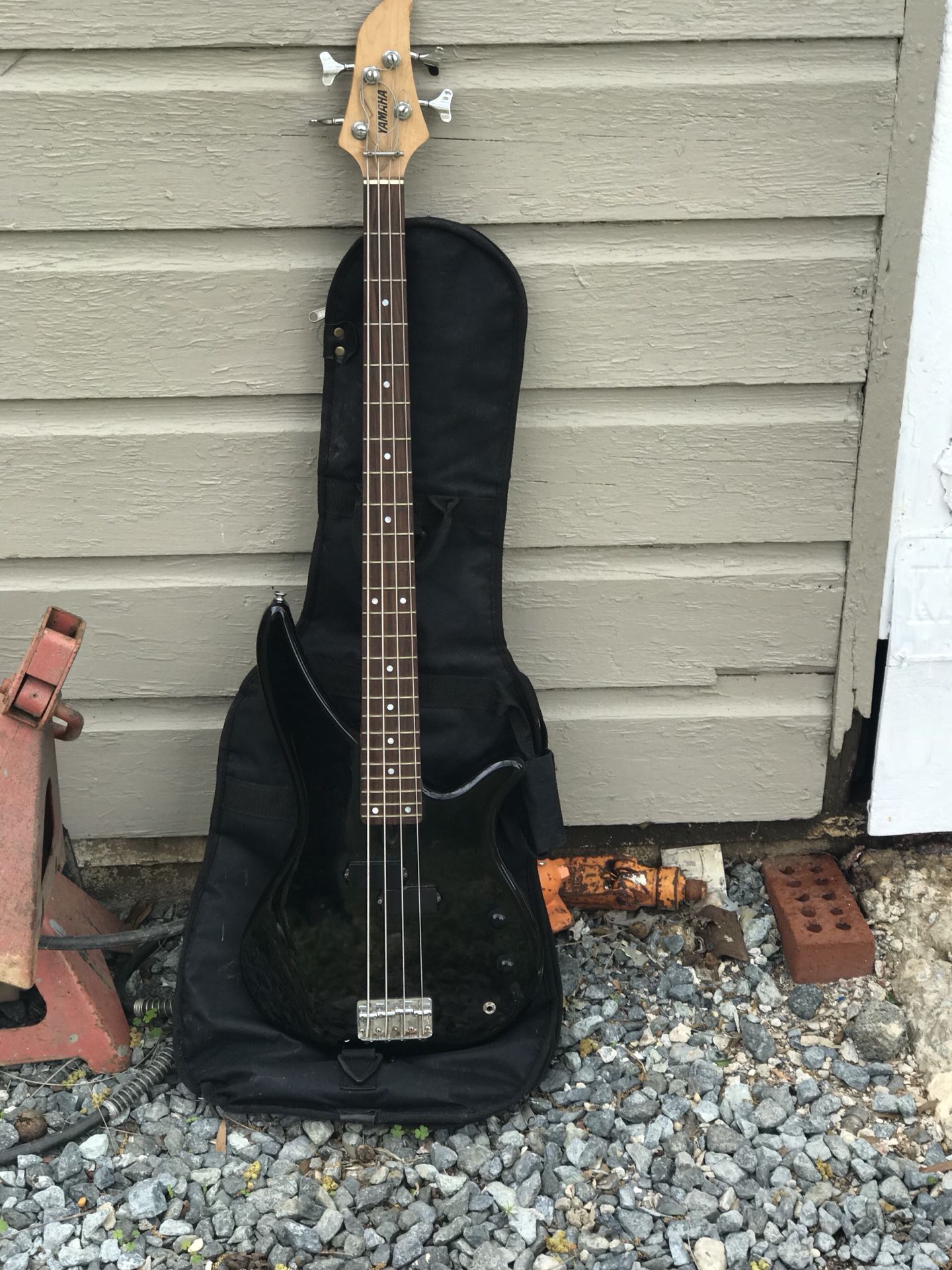 Guitar and guitar bag