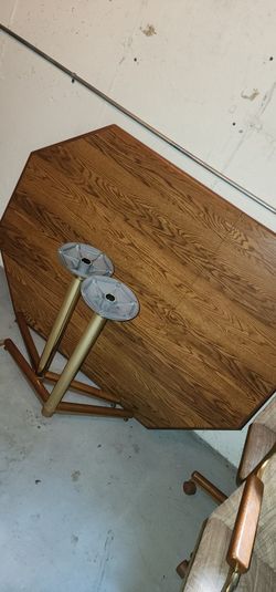 TABLE AND CHAIRS