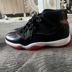JORDAN 11 BRED